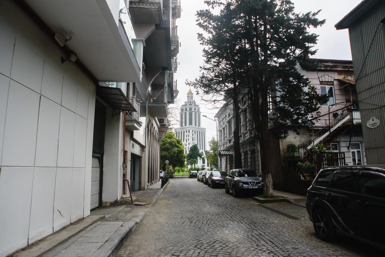 Boulevard Apartment Batumi Bagian luar foto