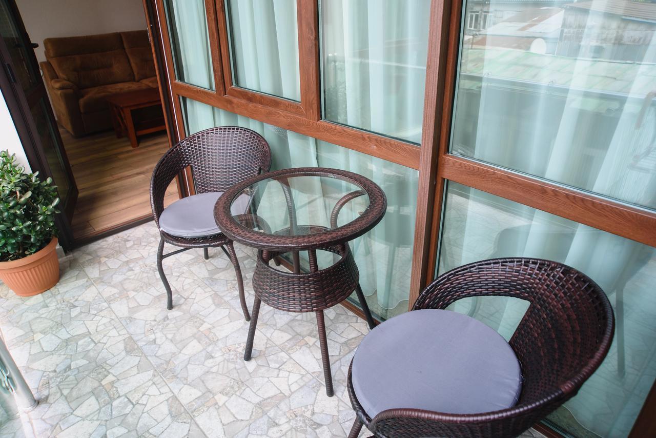 Boulevard Apartment Batumi Bagian luar foto